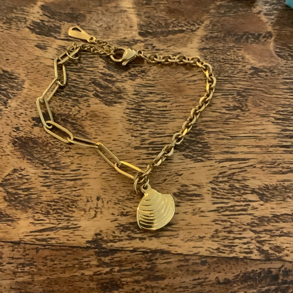 Shell bracelet.